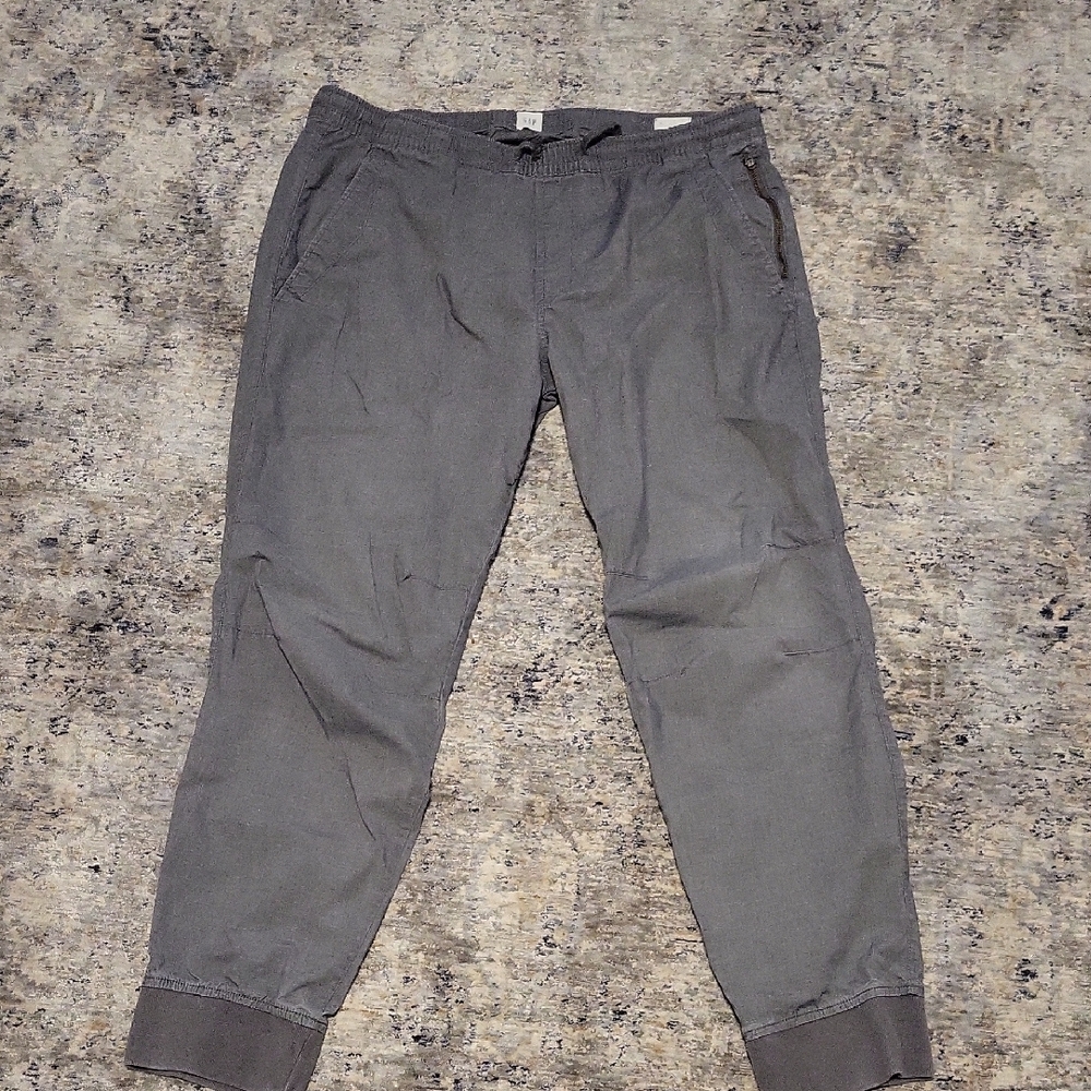 GAP Men's Charcoal Joggers